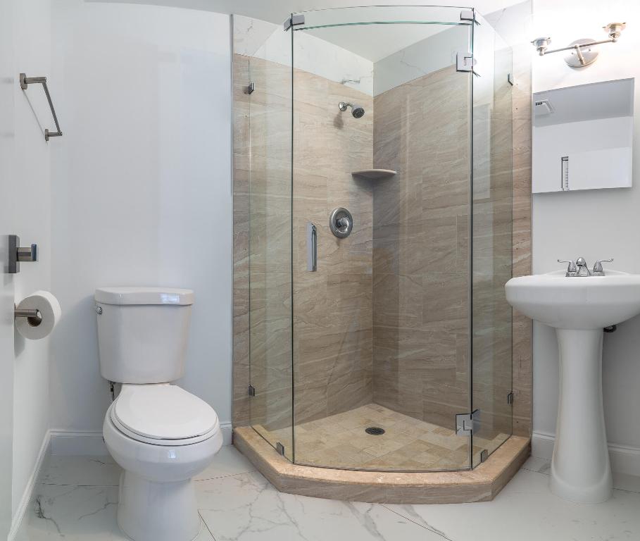 2840 SW 13th Street Unit: 203