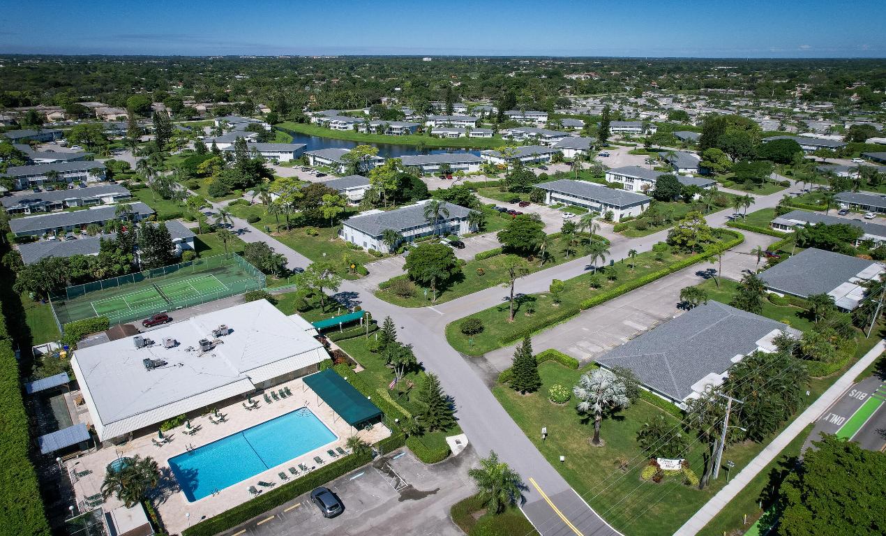 2840 SW 13th Street Unit: 203