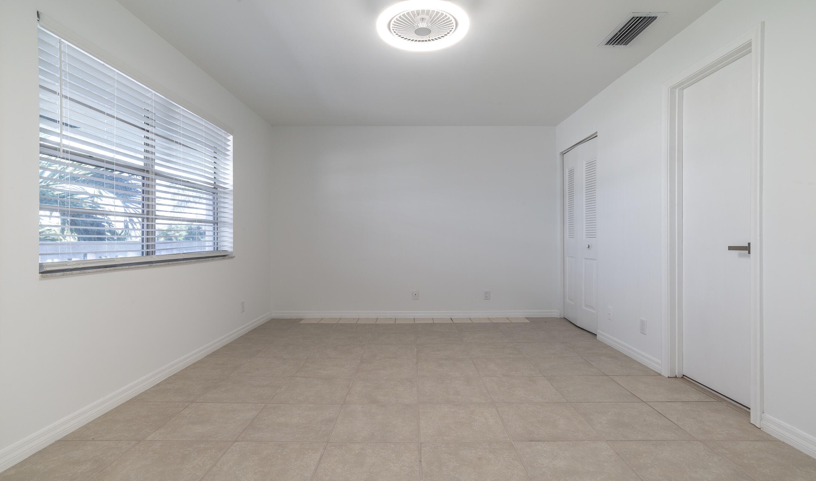 2840 SW 13th Street Unit: 203