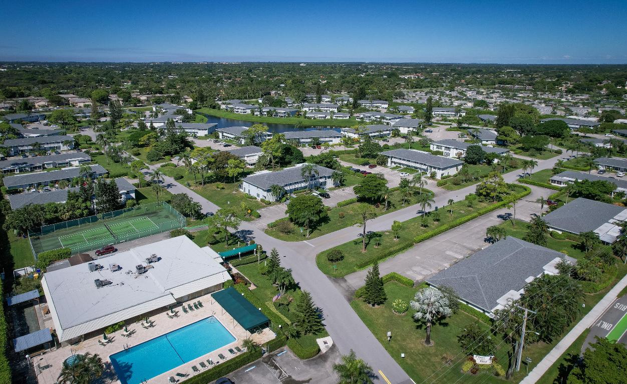 2840 SW 13th Street Unit: 203