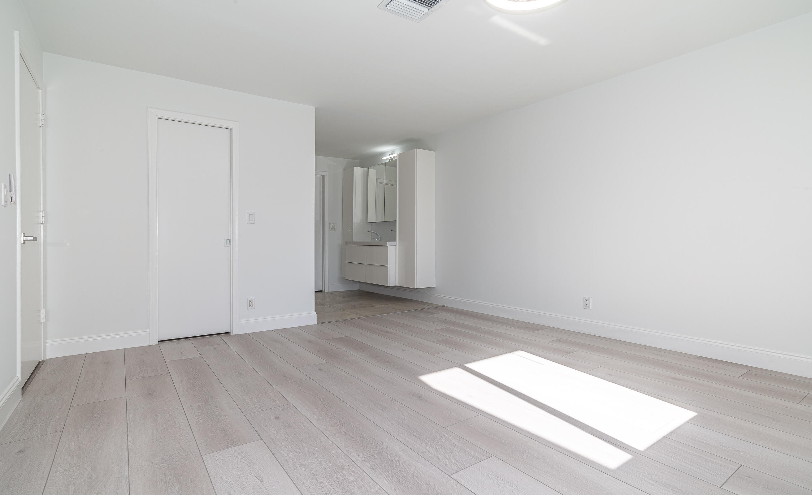 2840 SW 13th Street Unit: 203