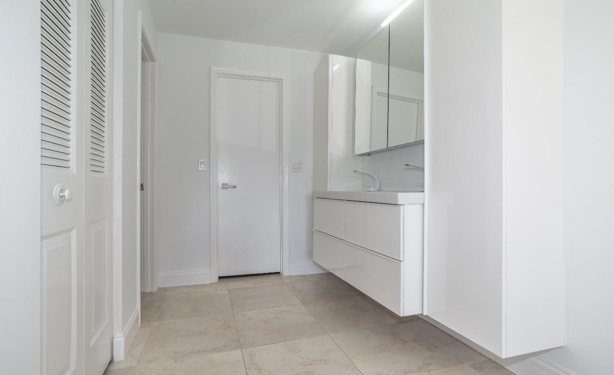 2840 SW 13th Street Unit: 203