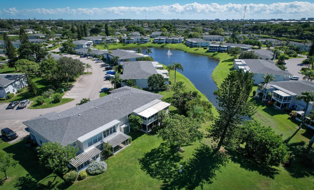 2840 SW 13th Street Unit: 203