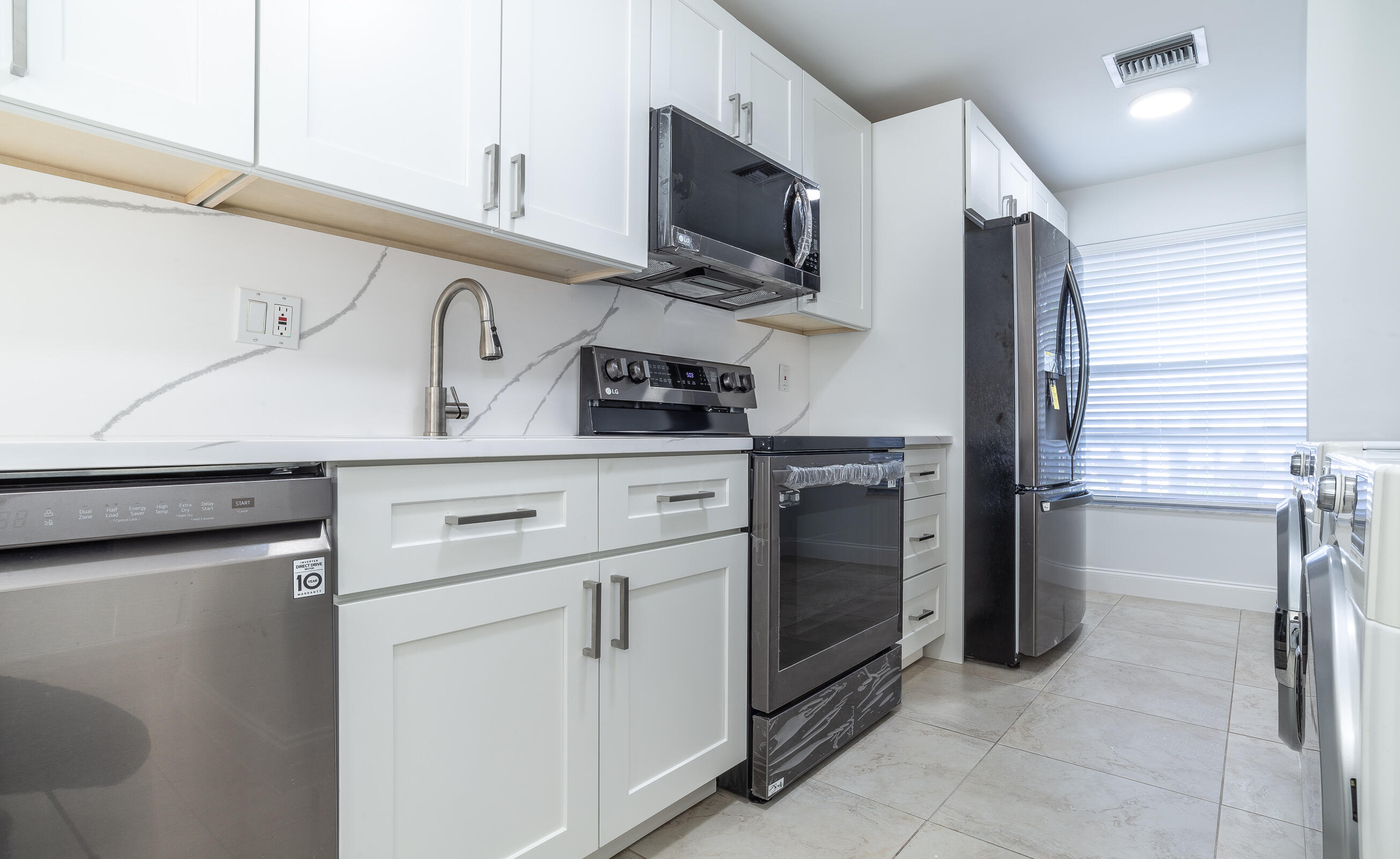 2840 SW 13th Street Unit: 203