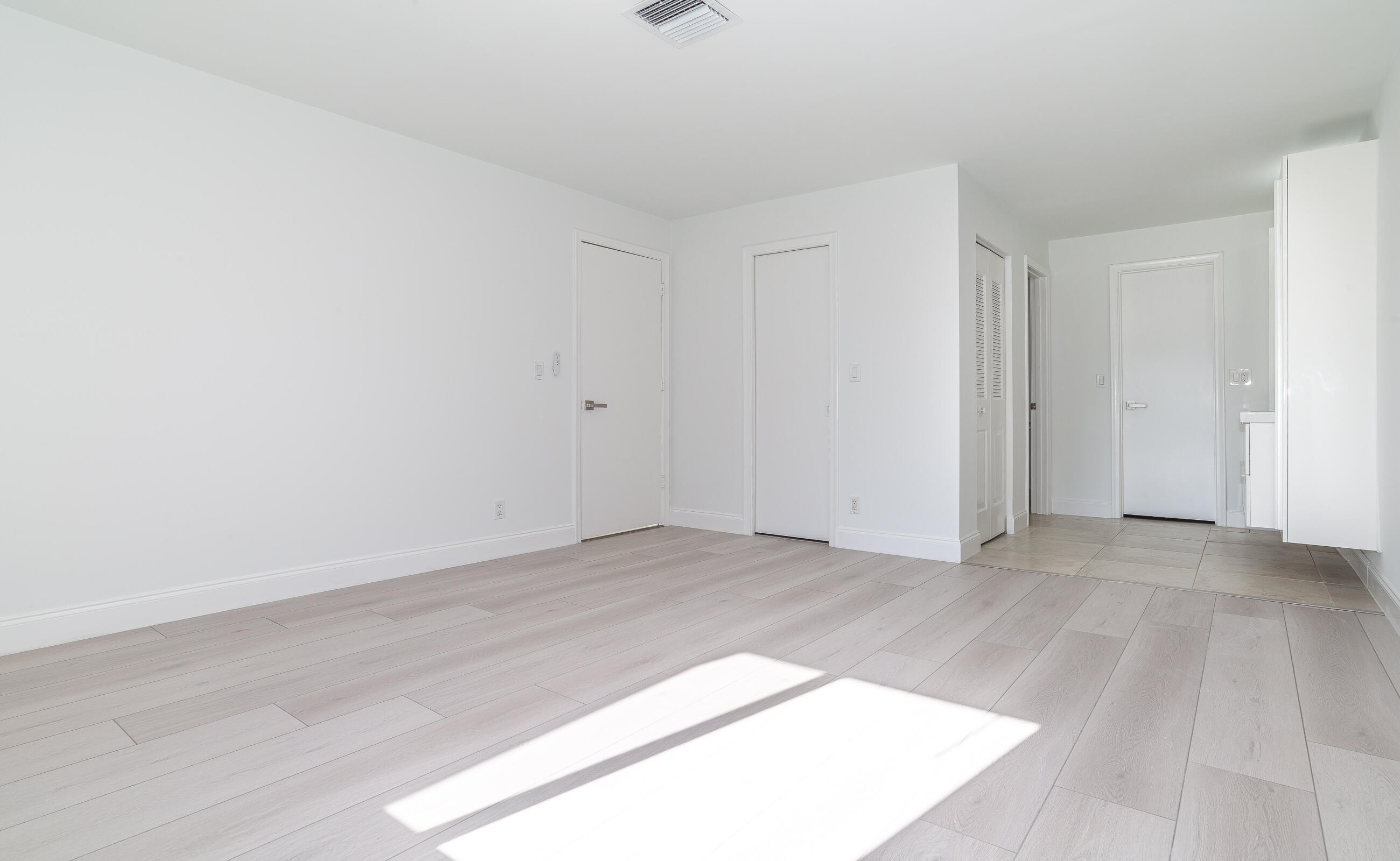 2840 SW 13th Street Unit: 203