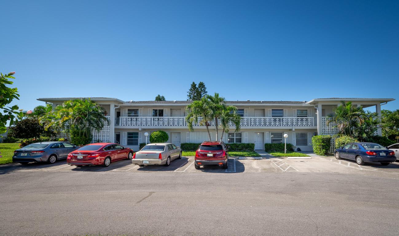 2840 SW 13th Street Unit: 203