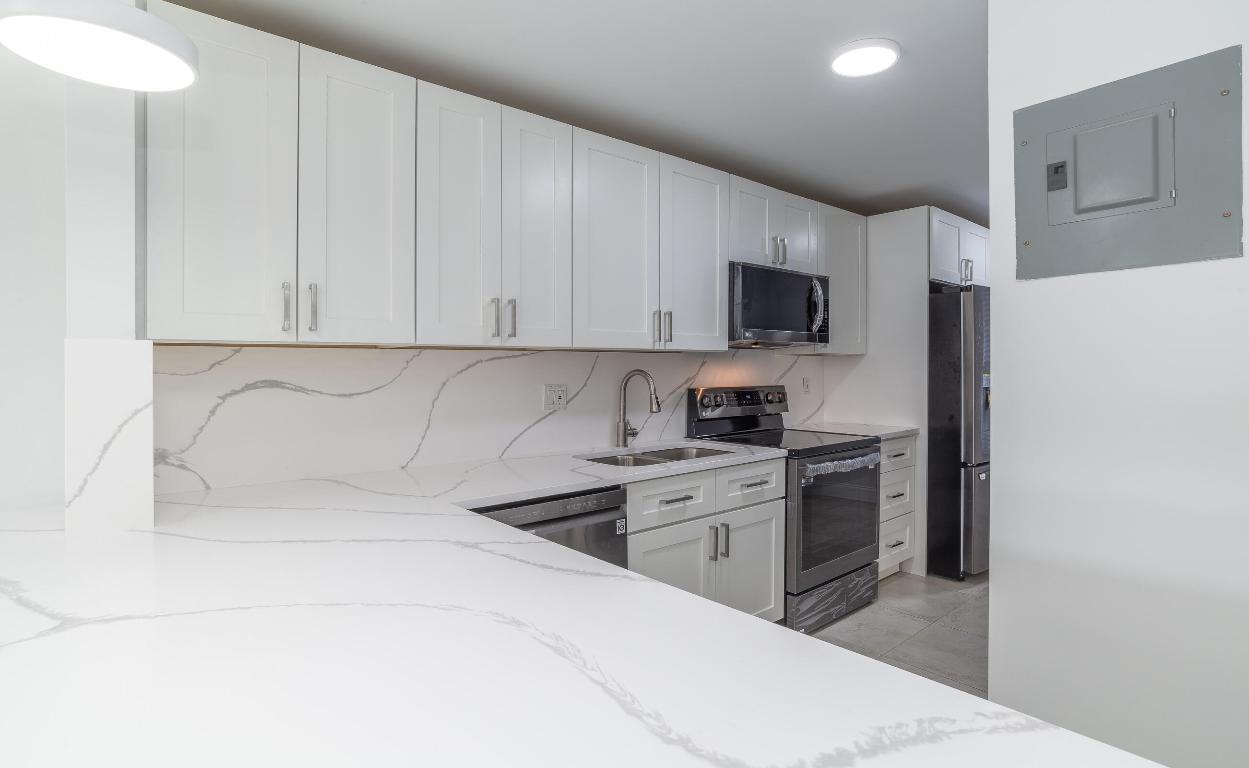 2840 SW 13th Street Unit: 203