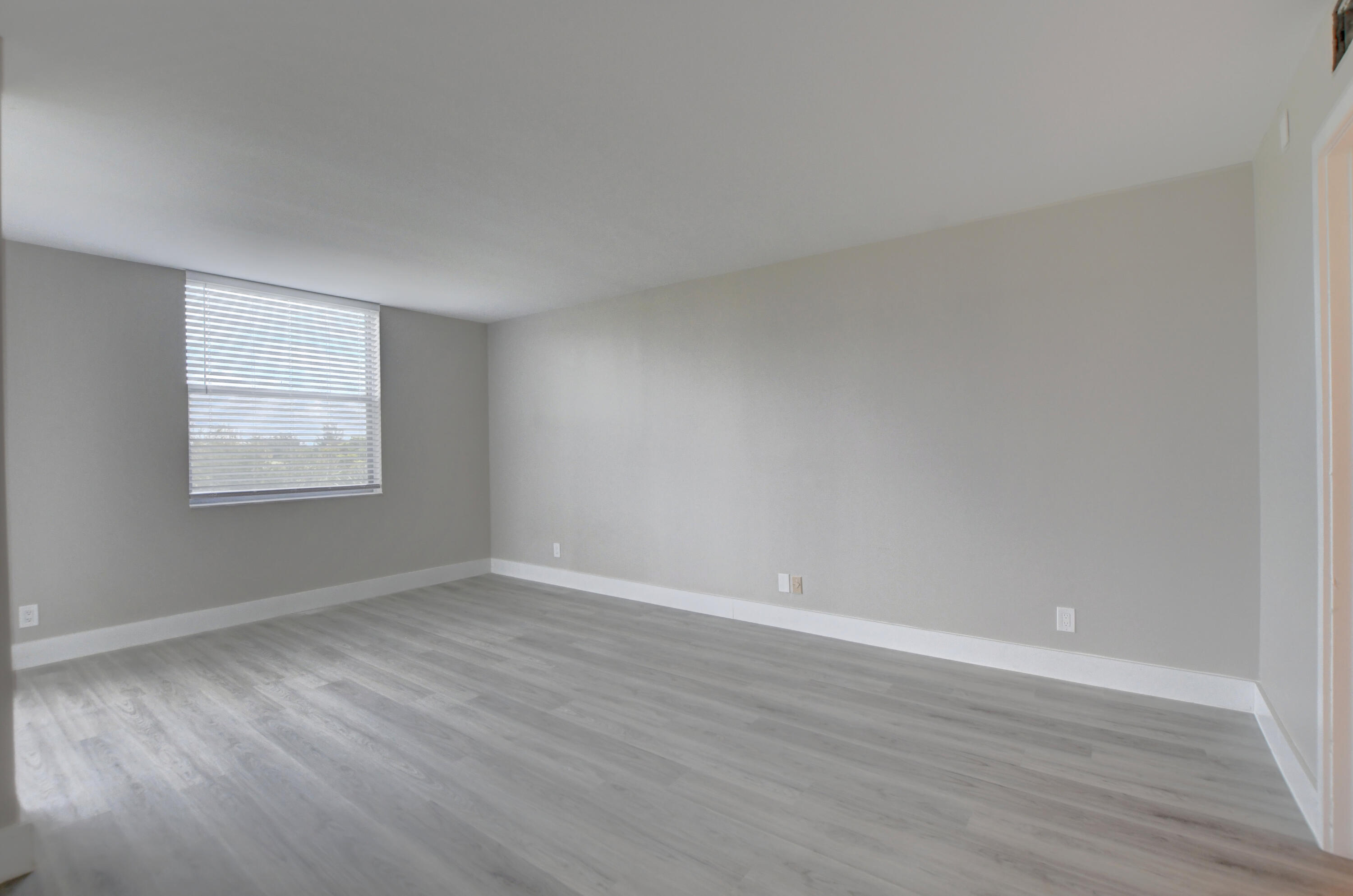 5280 NW 2nd Avenue Unit: 417