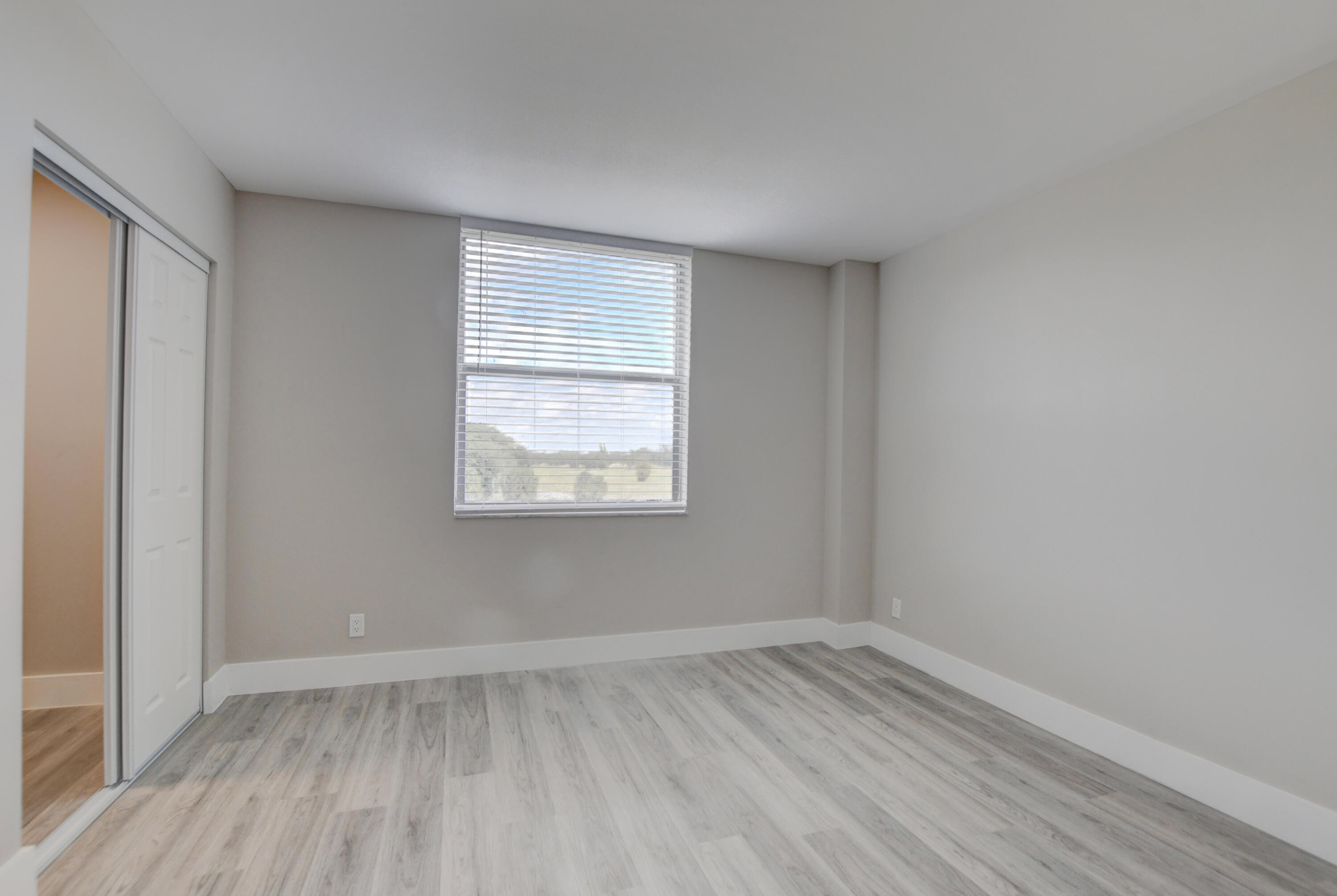 5280 NW 2nd Avenue Unit: 417