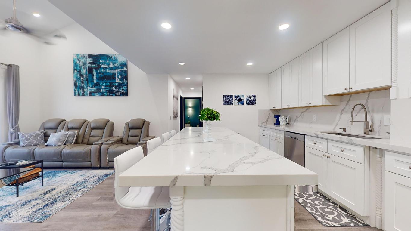 5080 Heatherhill Lane Unit: 3205