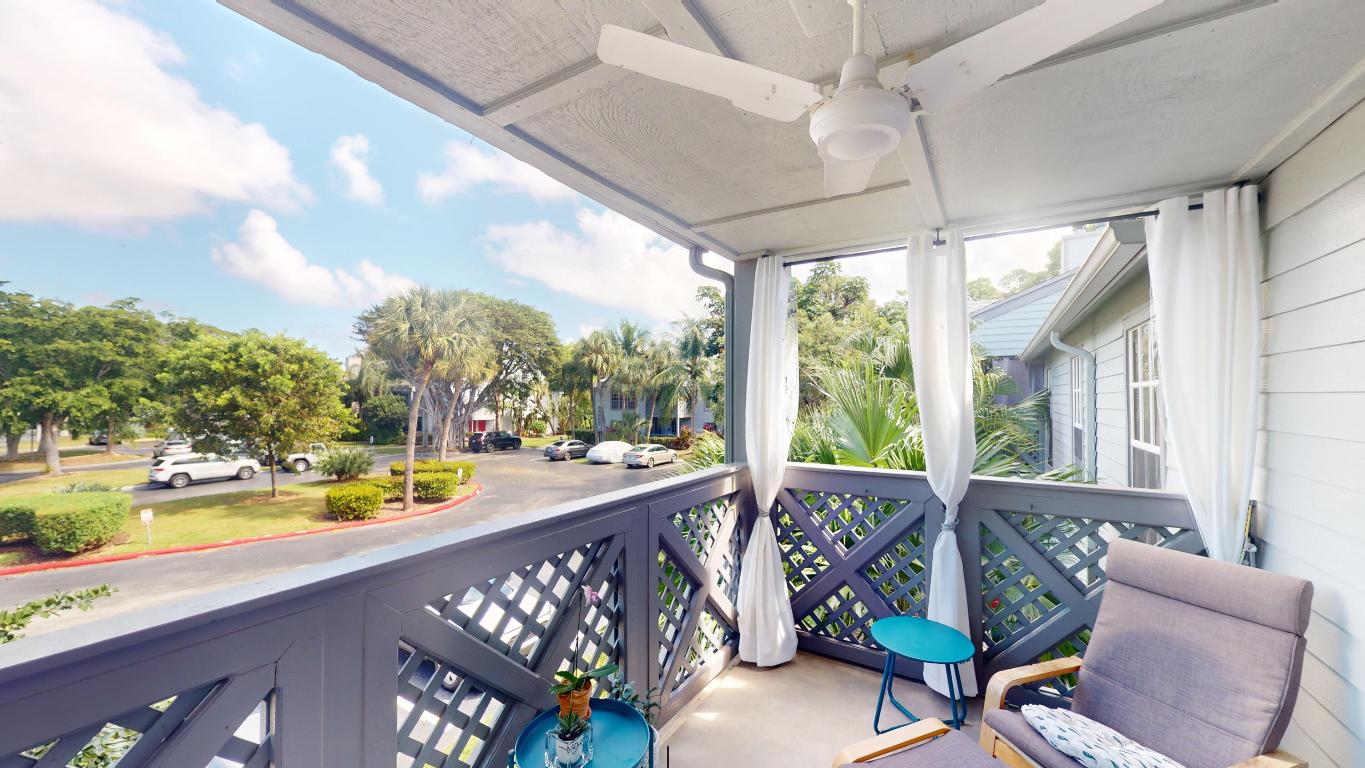 5080 Heatherhill Lane Unit: 3205