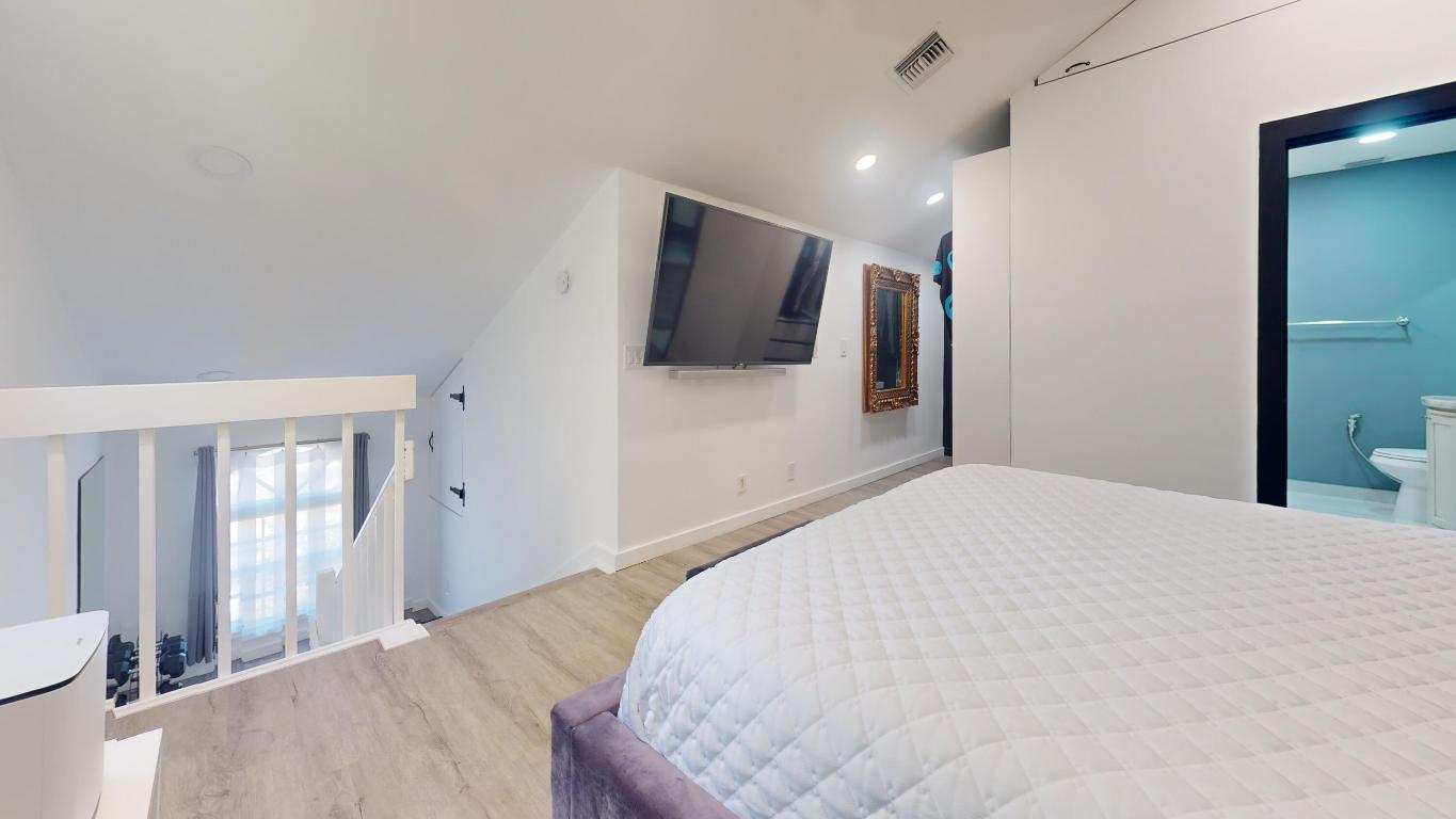 5080 Heatherhill Lane Unit: 3205