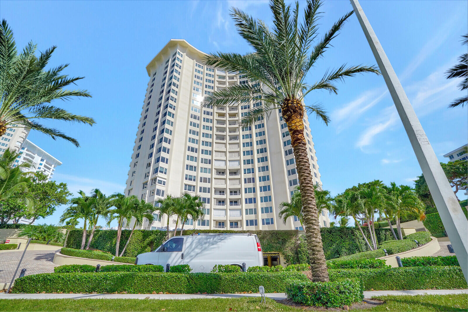 550 S Ocean Boulevard 1005