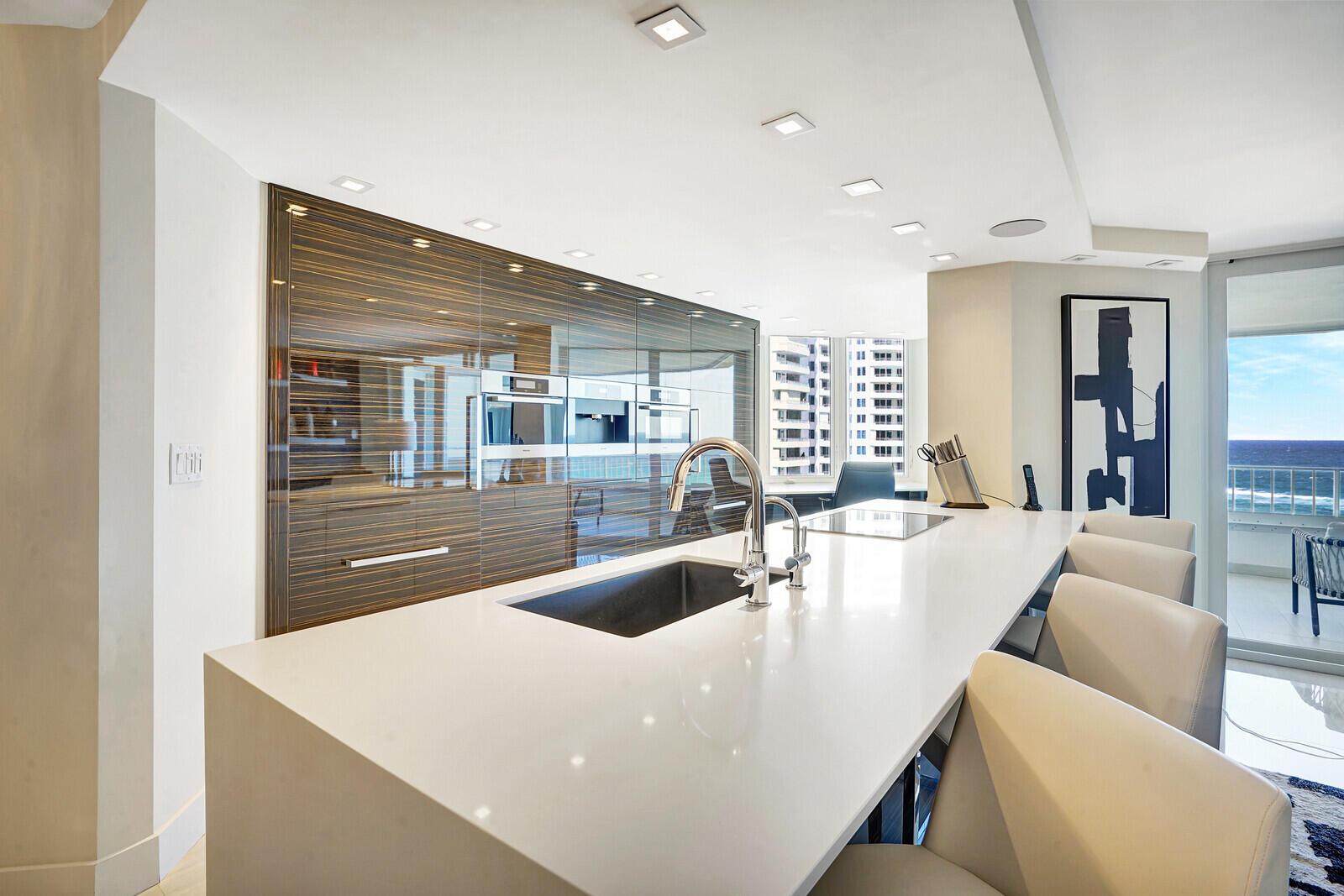 550 S Ocean Boulevard 1005