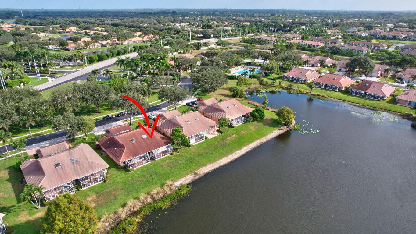 5807 Royal Lake Circle