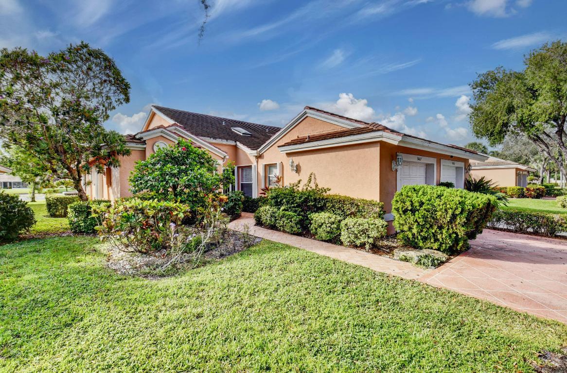 5807 Royal Lake Circle