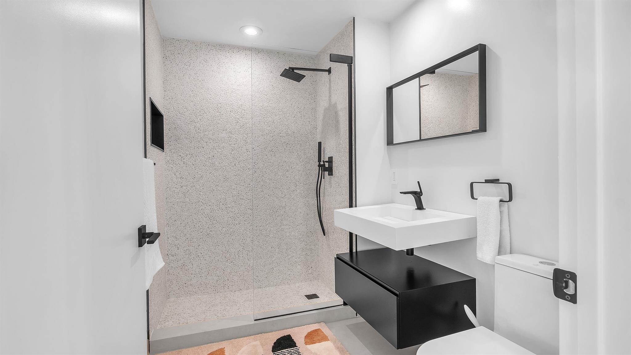 1040 Biscayne Boulevard Unit: 3301