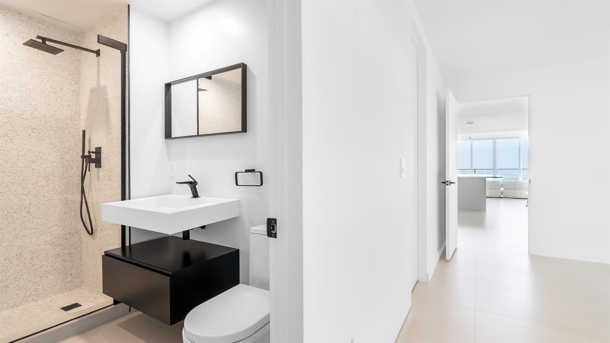 1040 Biscayne Boulevard Unit: 3301