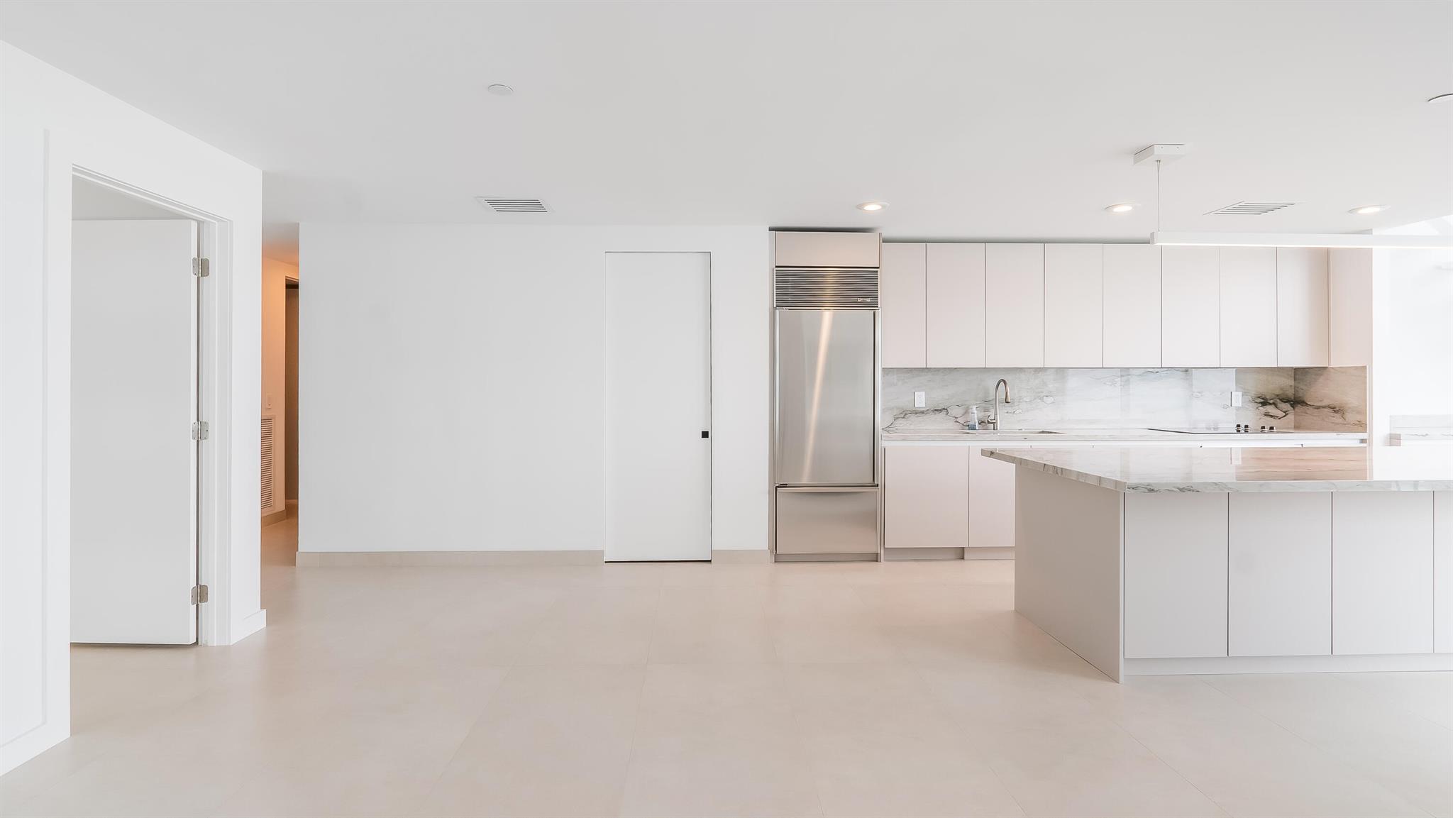 1040 Biscayne Boulevard Unit: 3301