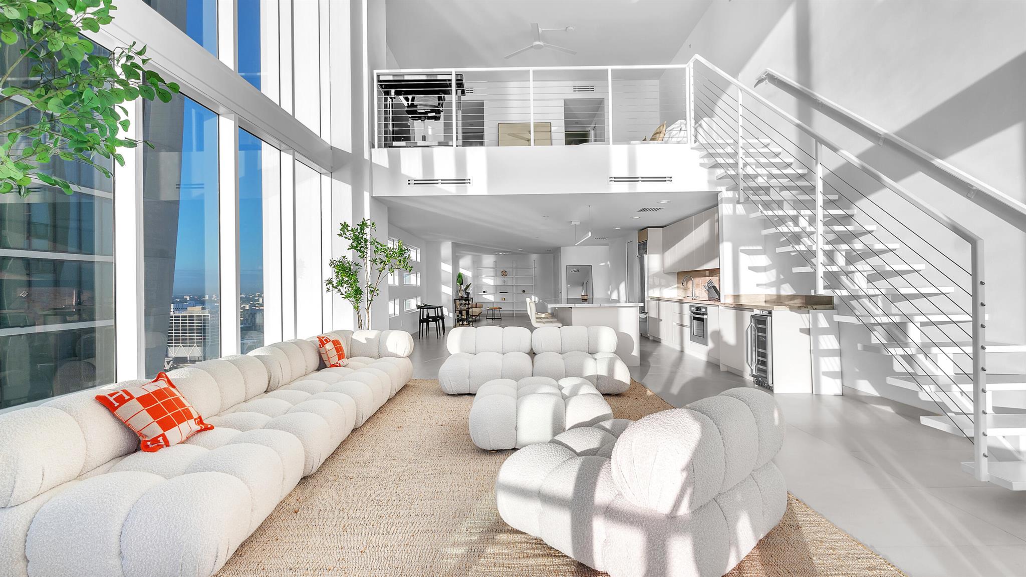 1040 Biscayne Boulevard Unit: 3301