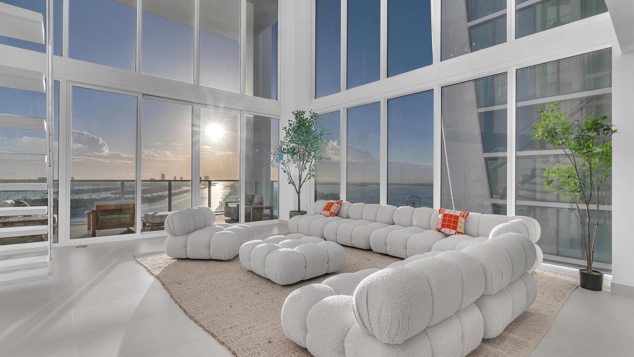 1040 Biscayne Boulevard Unit: 3301