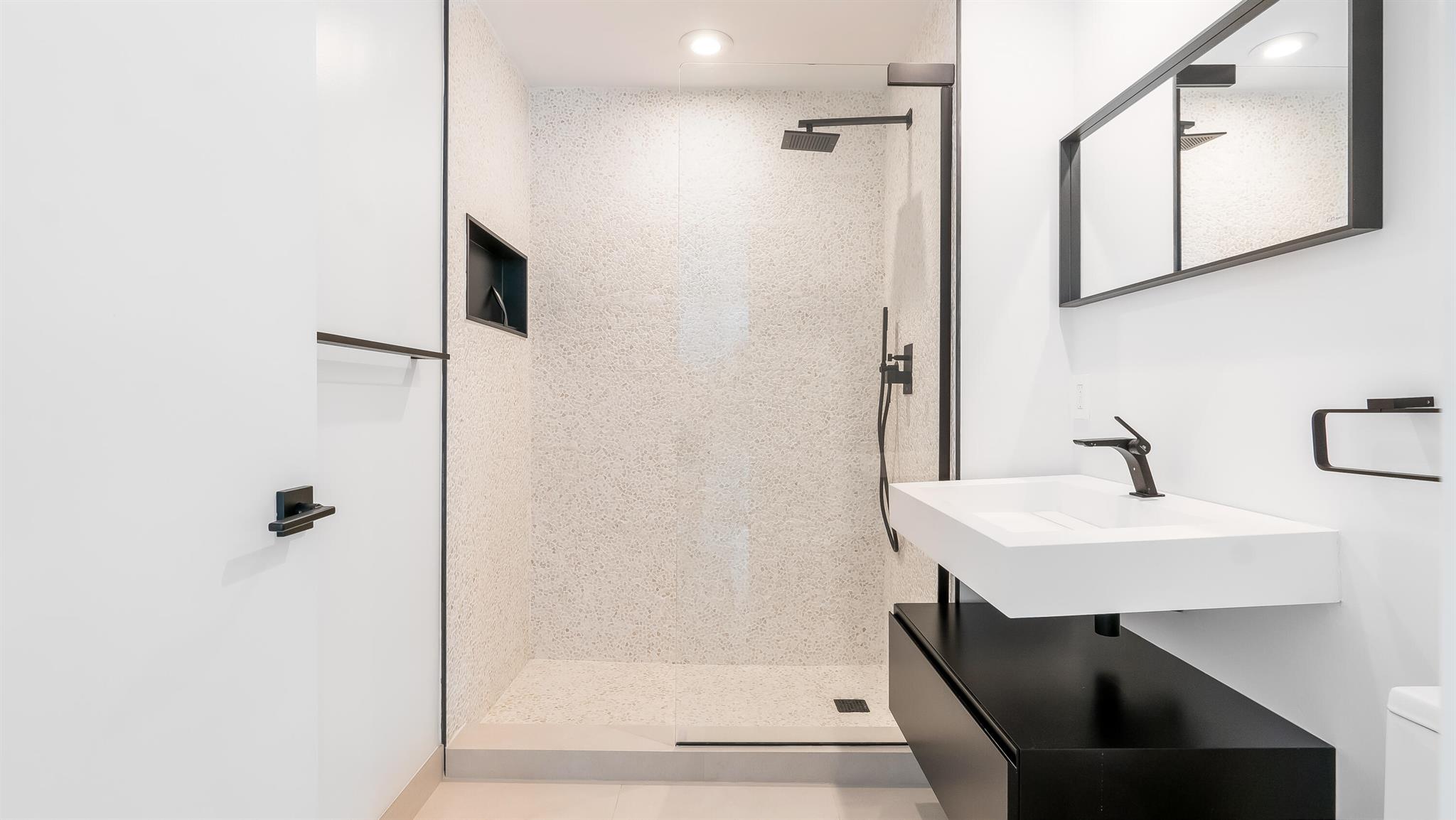 1040 Biscayne Boulevard Unit: 3301