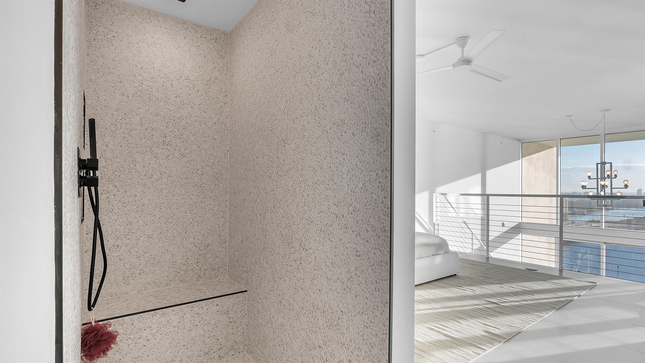 1040 Biscayne Boulevard Unit: 3301