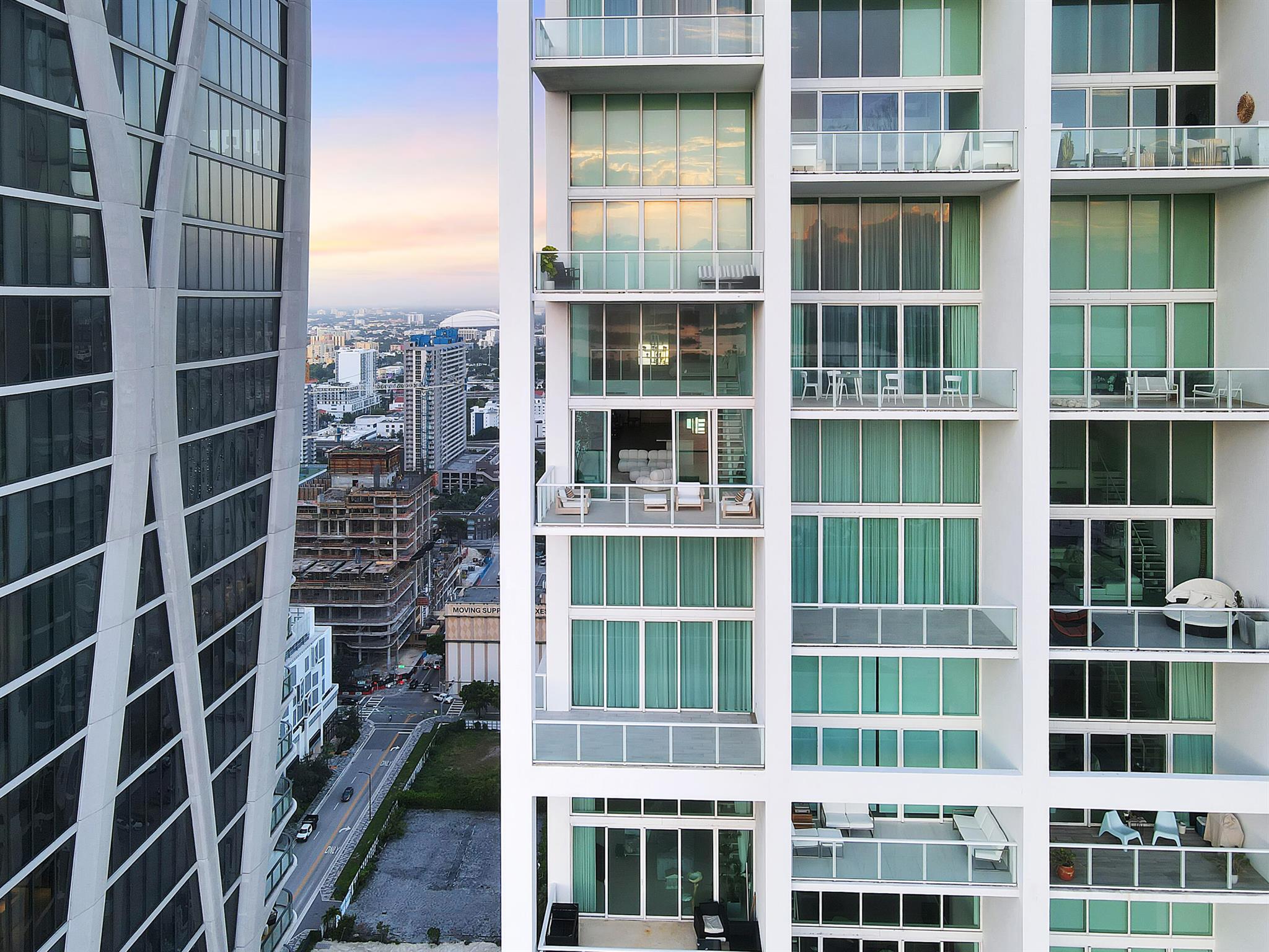 1040 Biscayne Boulevard Unit: 3301
