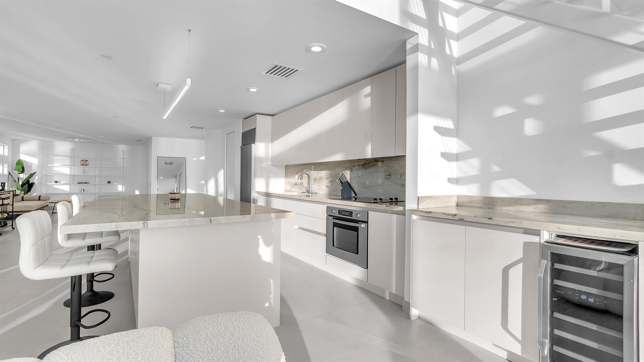 1040 Biscayne Boulevard Unit: 3301