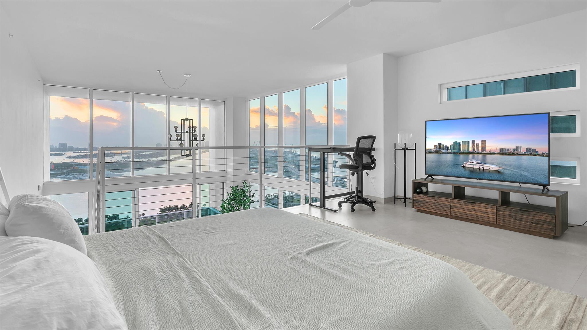 1040 Biscayne Boulevard Unit: 3301