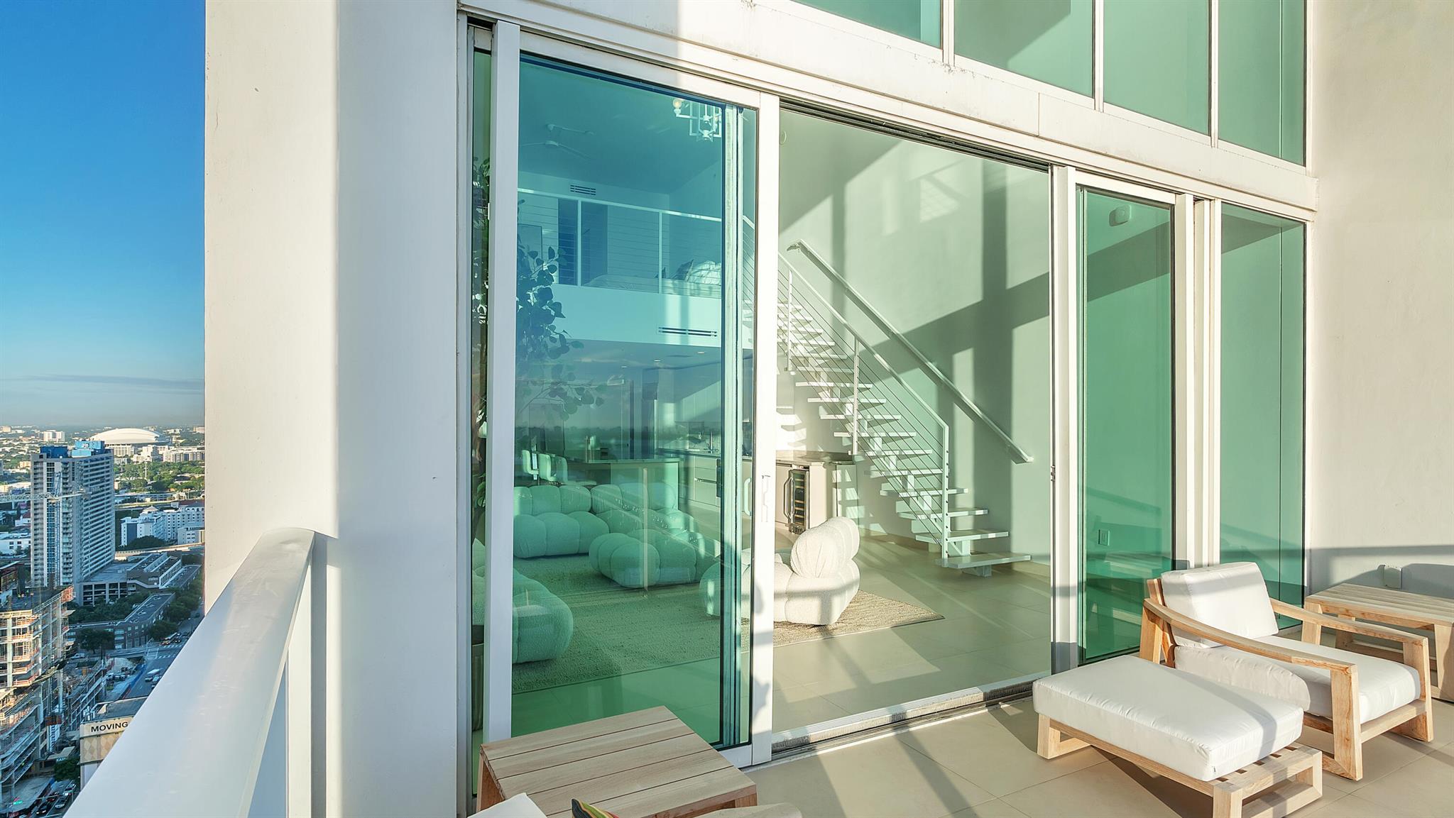 1040 Biscayne Boulevard Unit: 3301