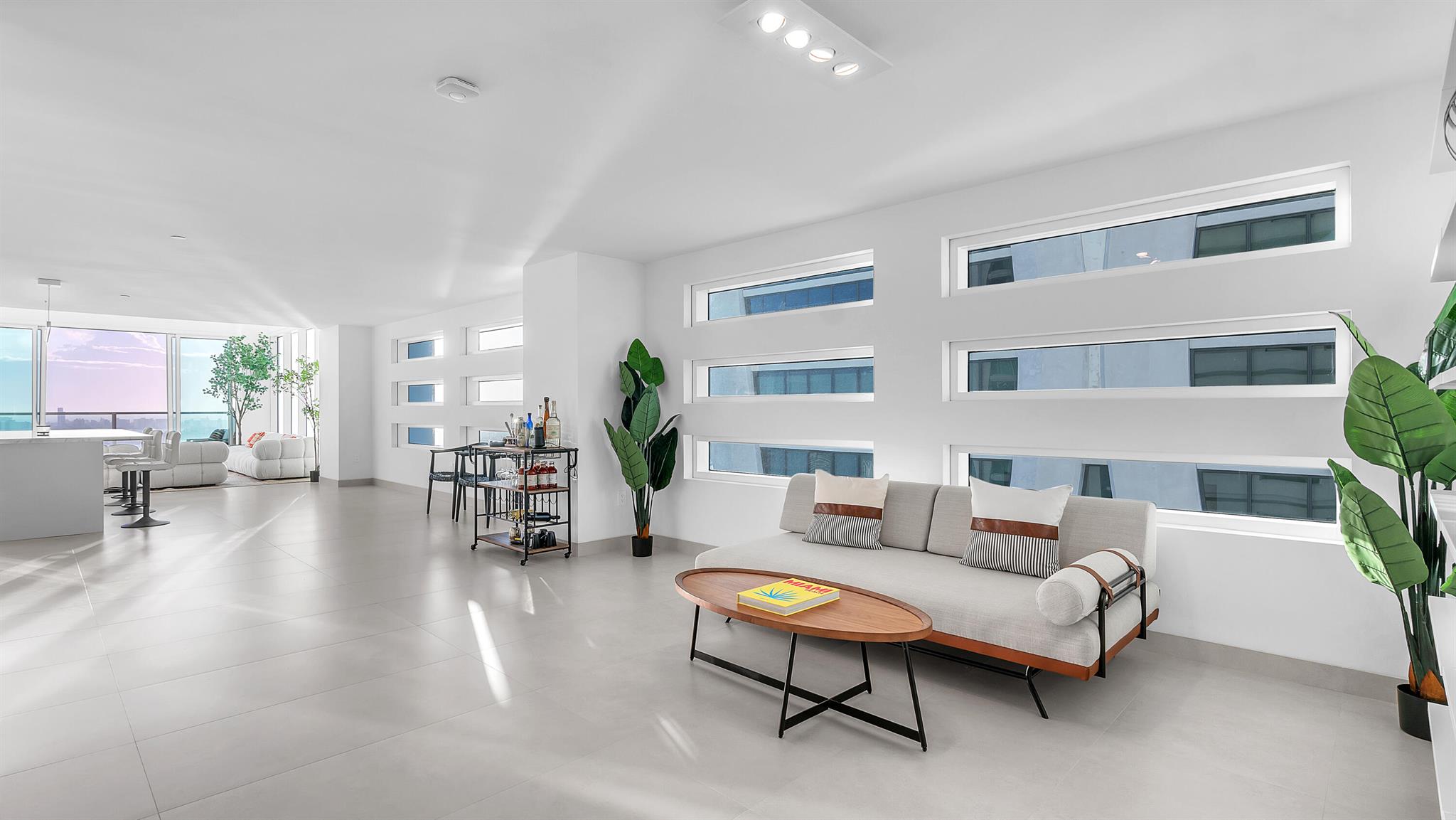 1040 Biscayne Boulevard Unit: 3301