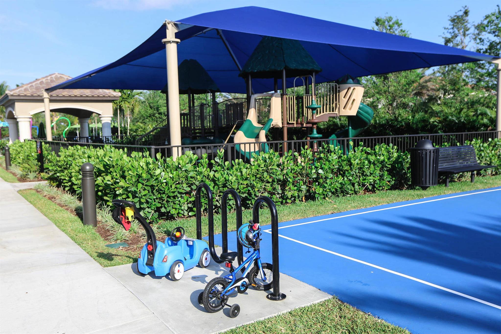 16813 Bridge Crossing Circle