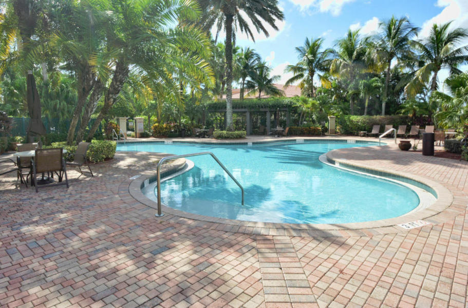 15165 Michelangelo Boulevard Unit: 201