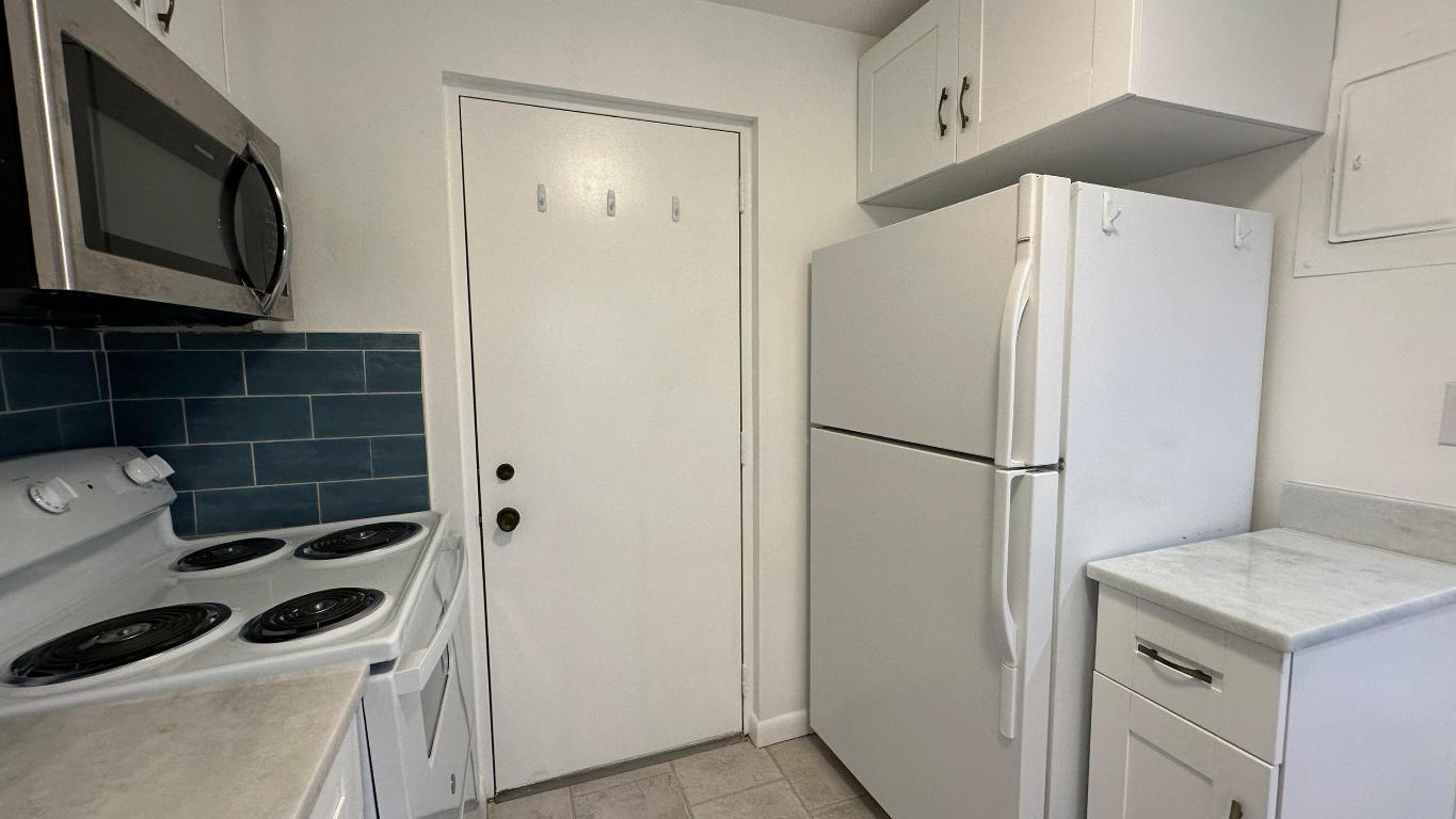 2324 S Cypress Bend Drive Unit: 312