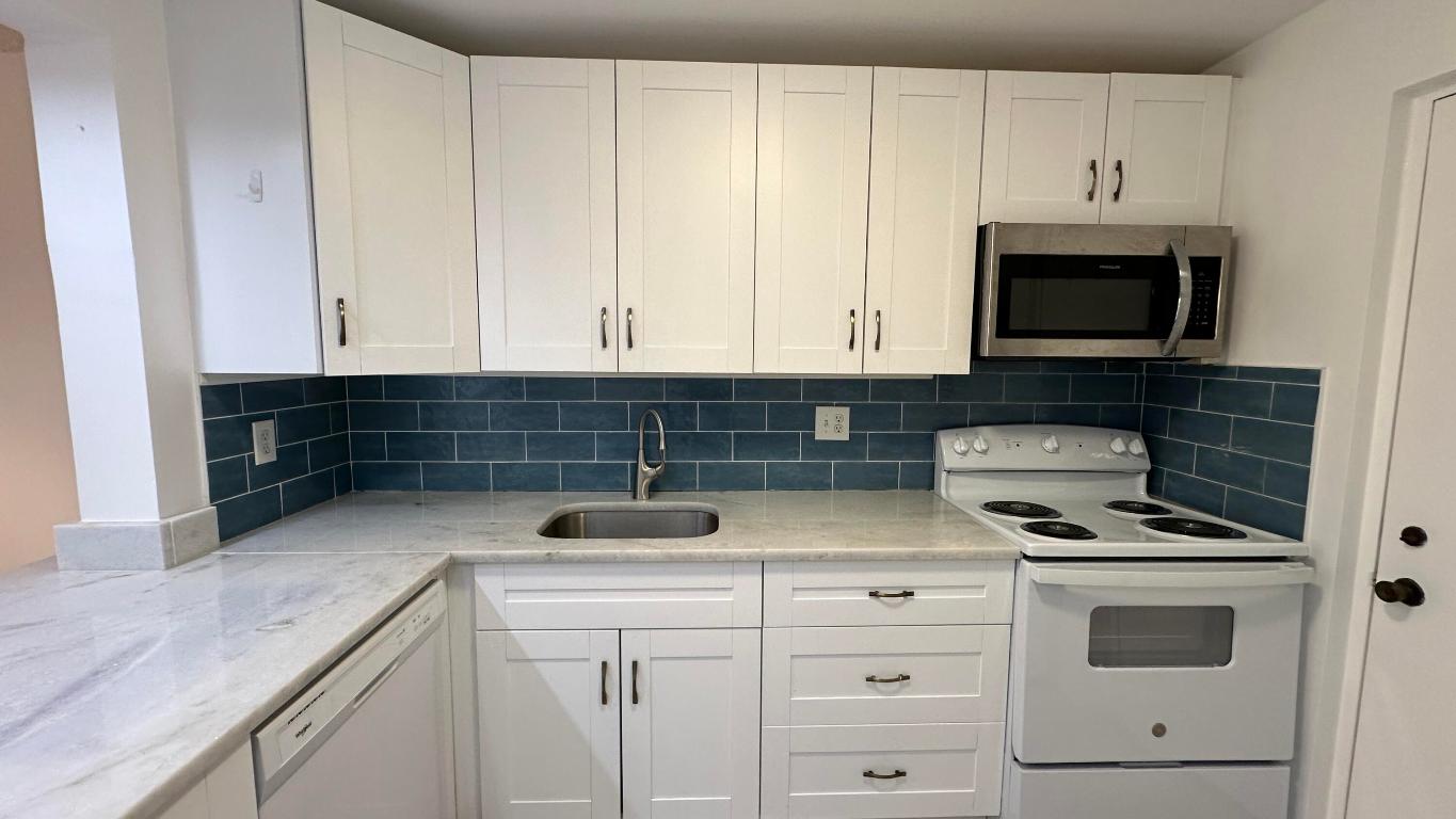 2324 S Cypress Bend Drive Unit: 312