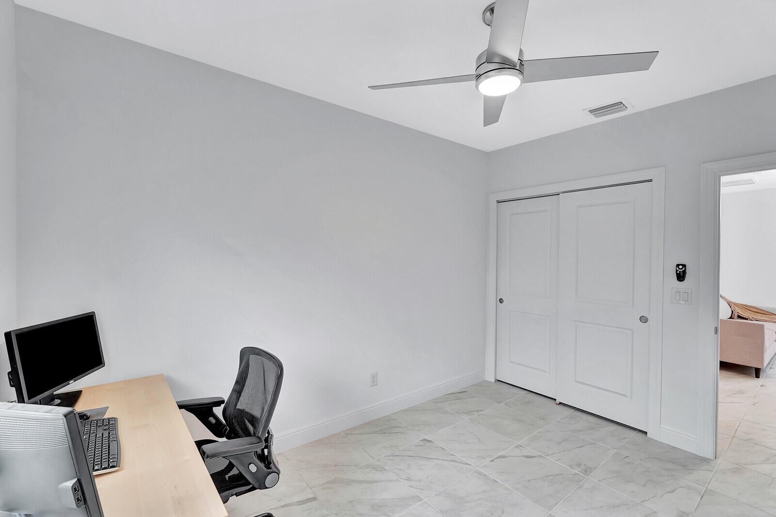 1838 Spoonbill Court