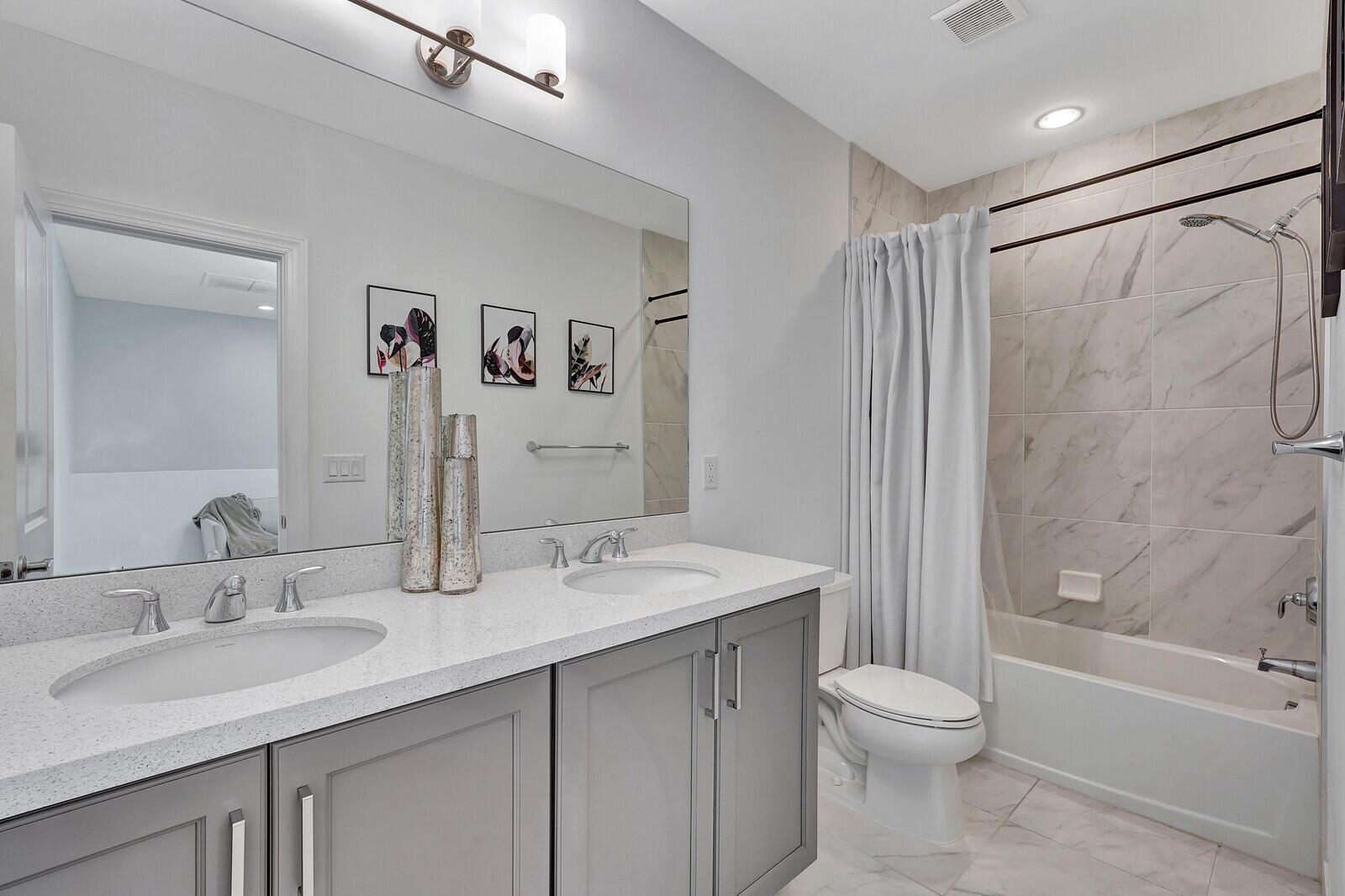 1838 Spoonbill Court