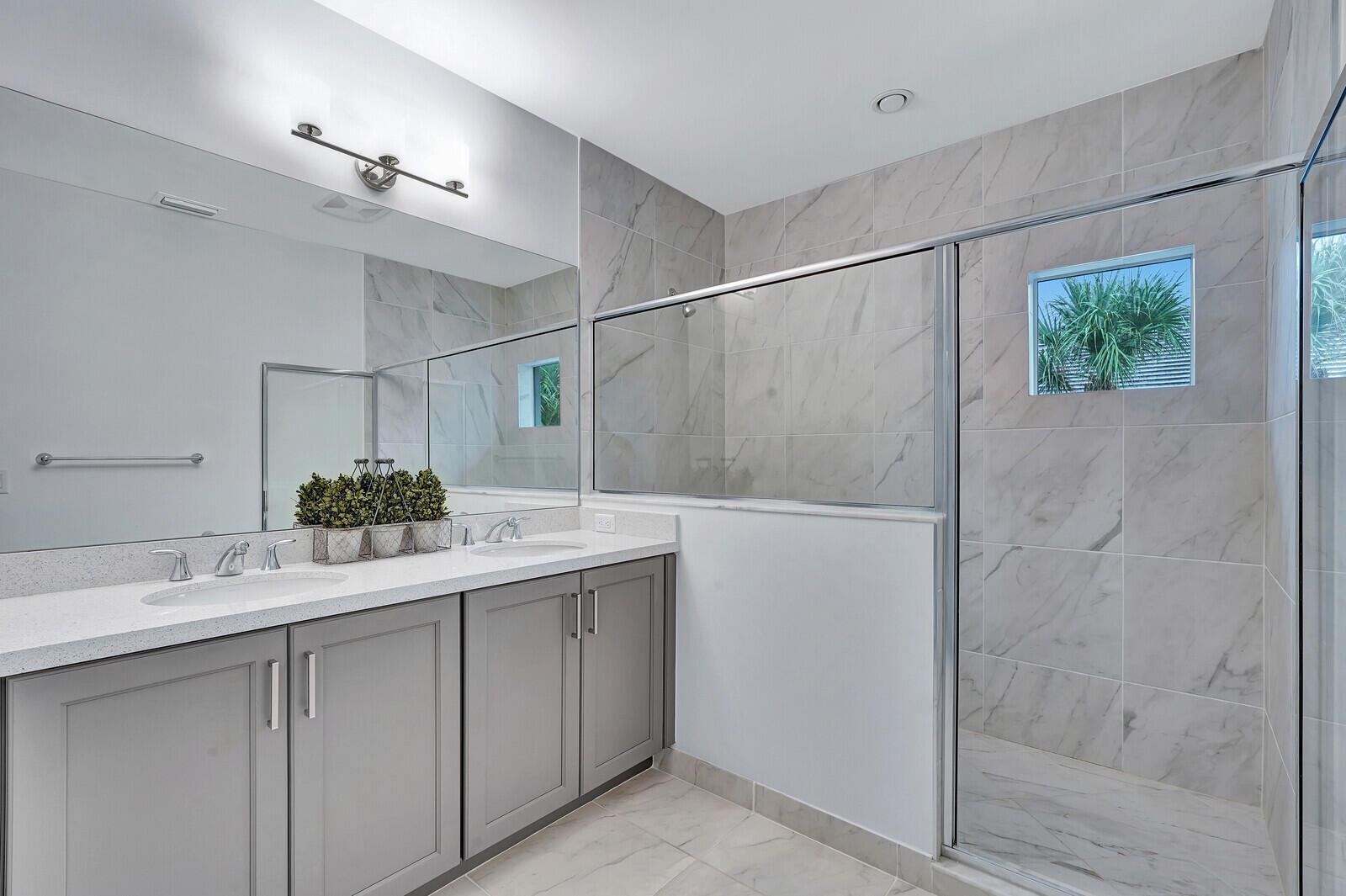 1838 Spoonbill Court