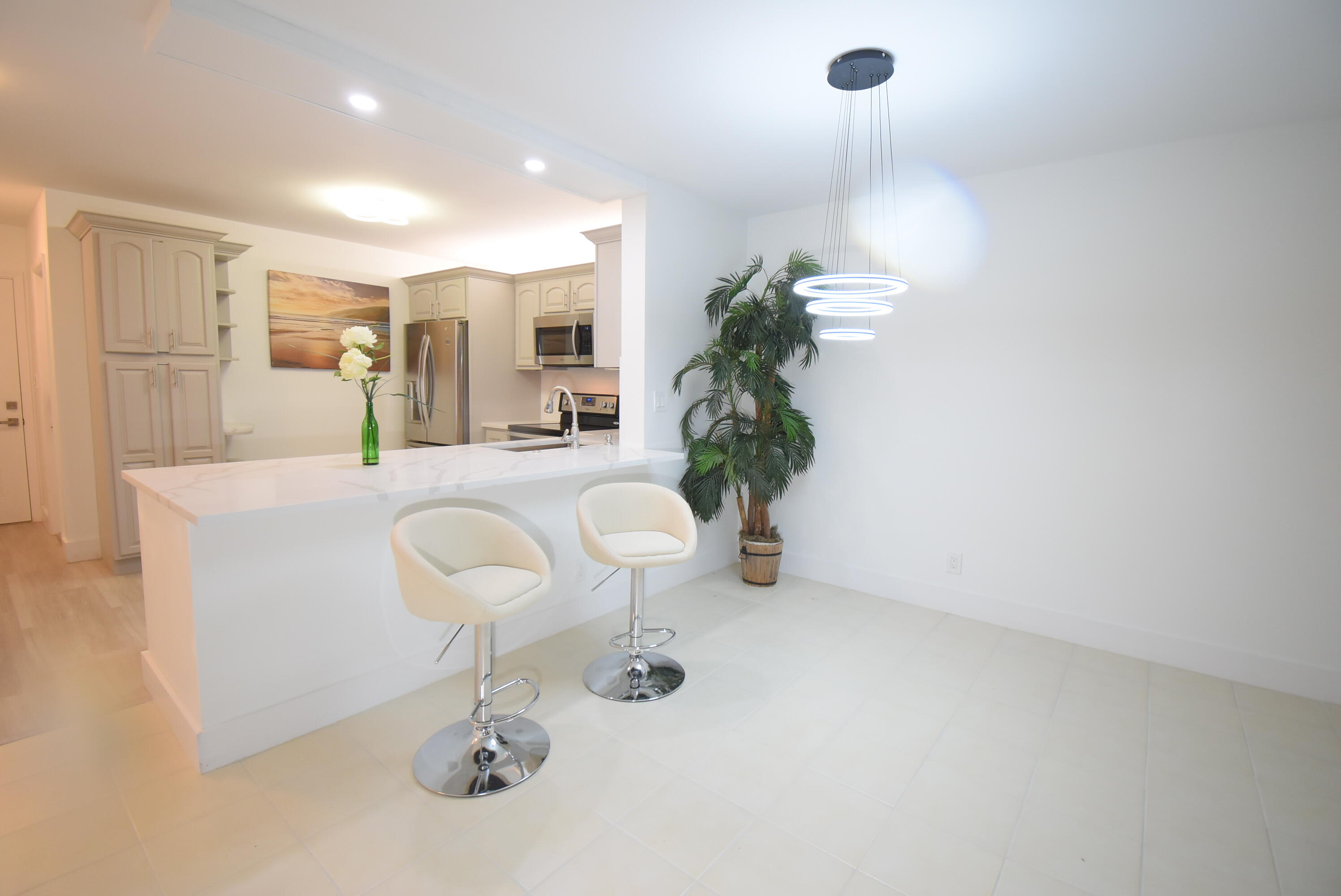 18800 Jolson Avenue Unit: 7