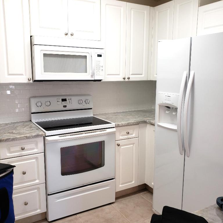 8194 Severn Drive Unit: D