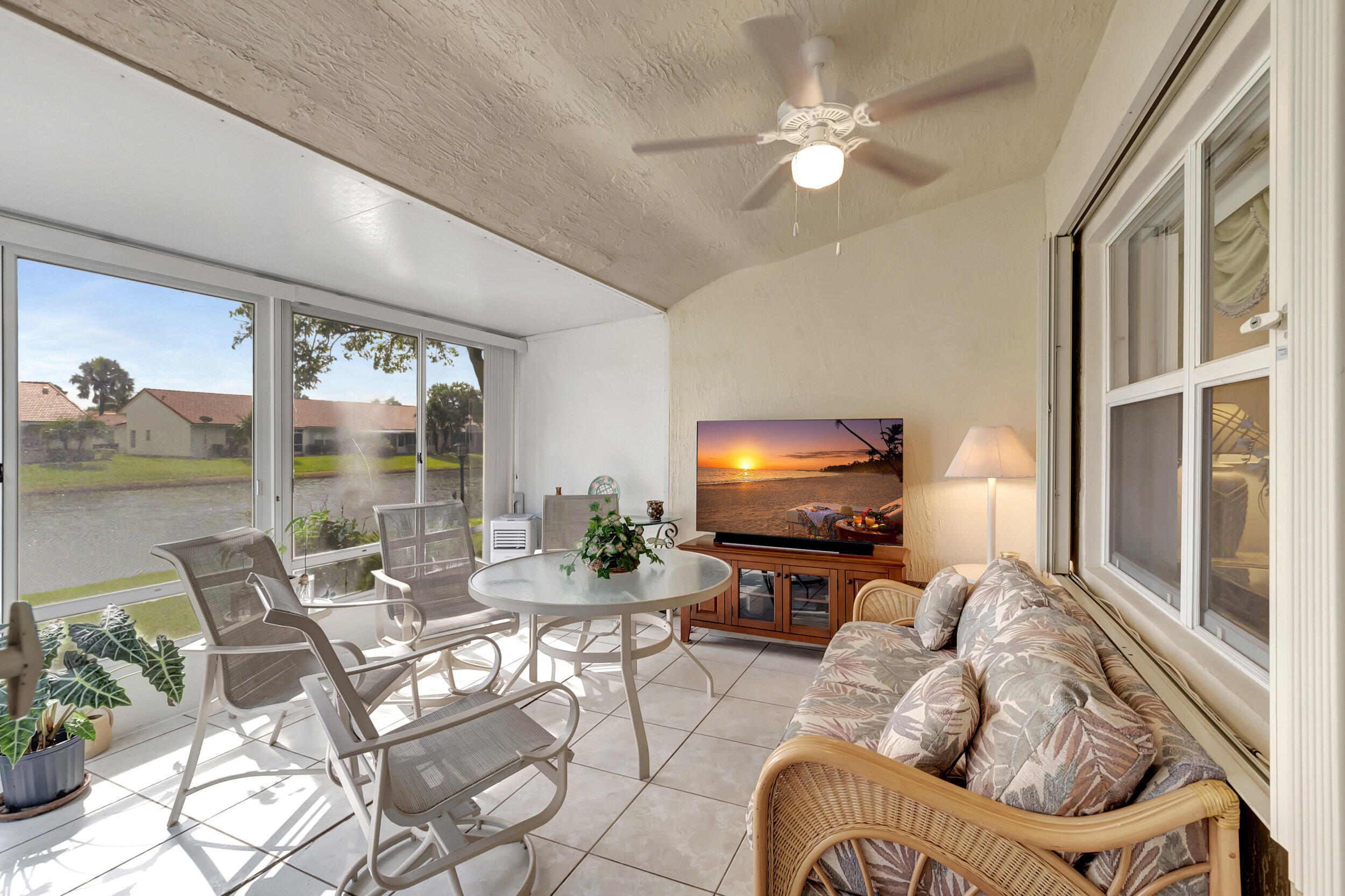 6092 Floral Lakes Drive