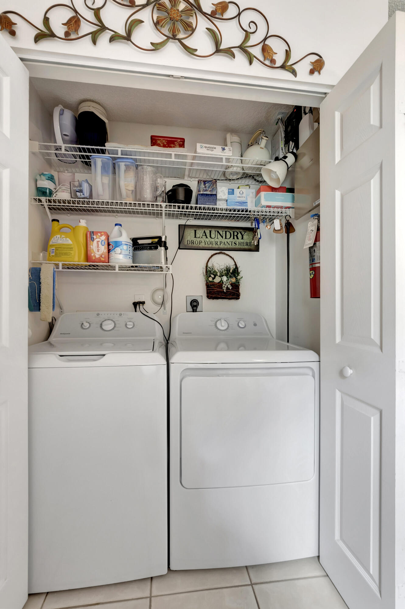 6092 Floral Lakes Drive