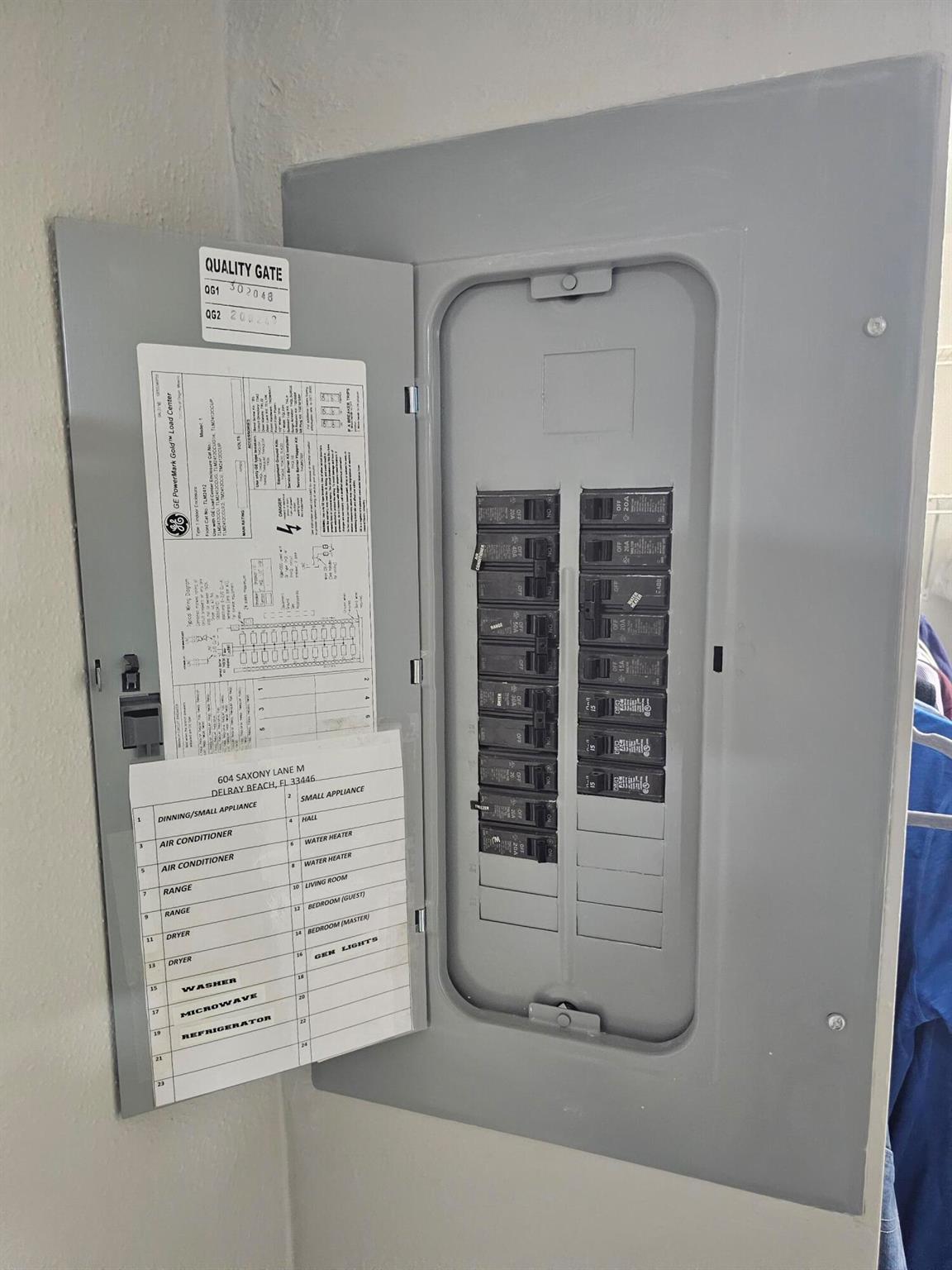 604 W Saxony M Lane W Unit: 604