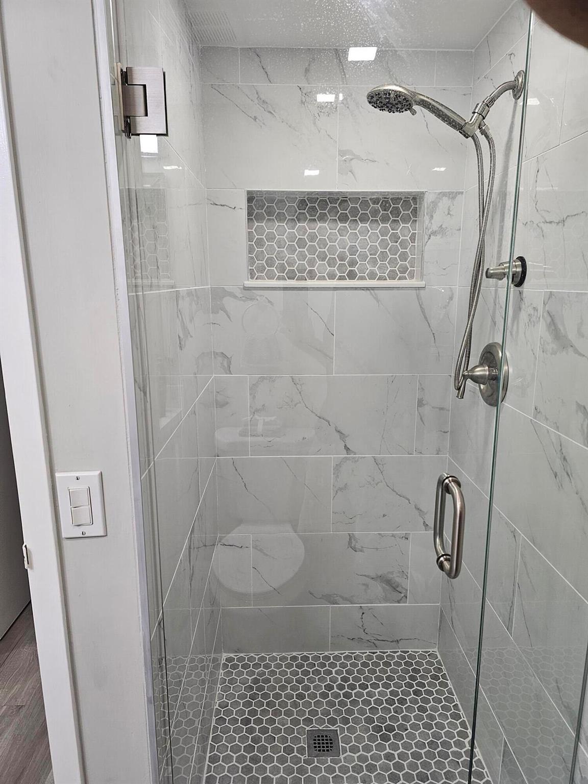 604 W Saxony M Lane W Unit: 604