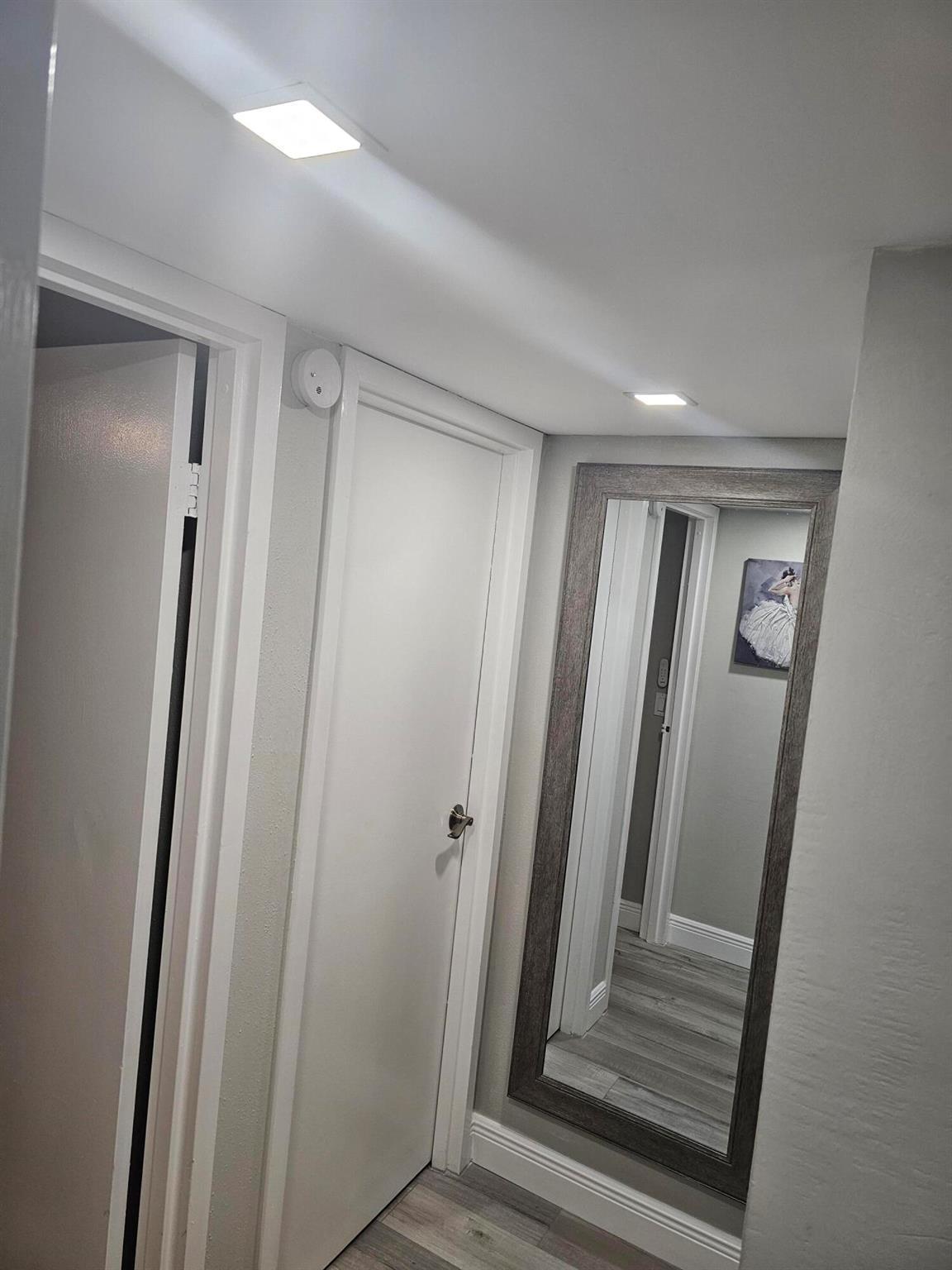 604 W Saxony M Lane W Unit: 604