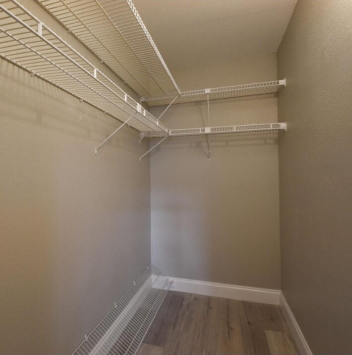 604 W Saxony M Lane W Unit: 604