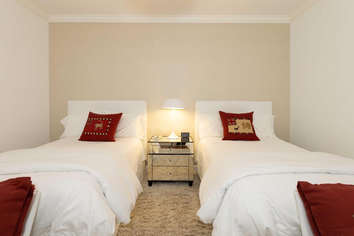 500 SE 5th Avenue Unit: 402s