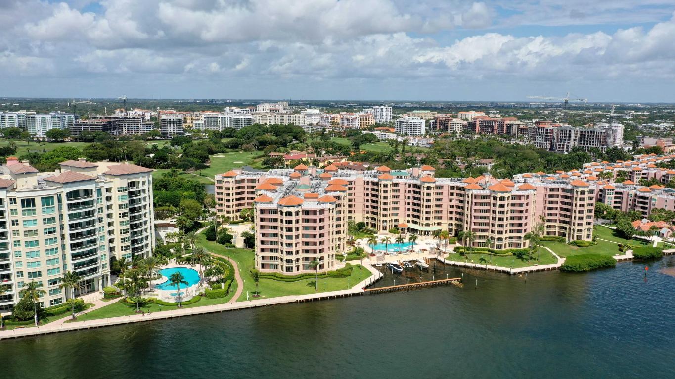 500 SE 5th Avenue Unit: 402s