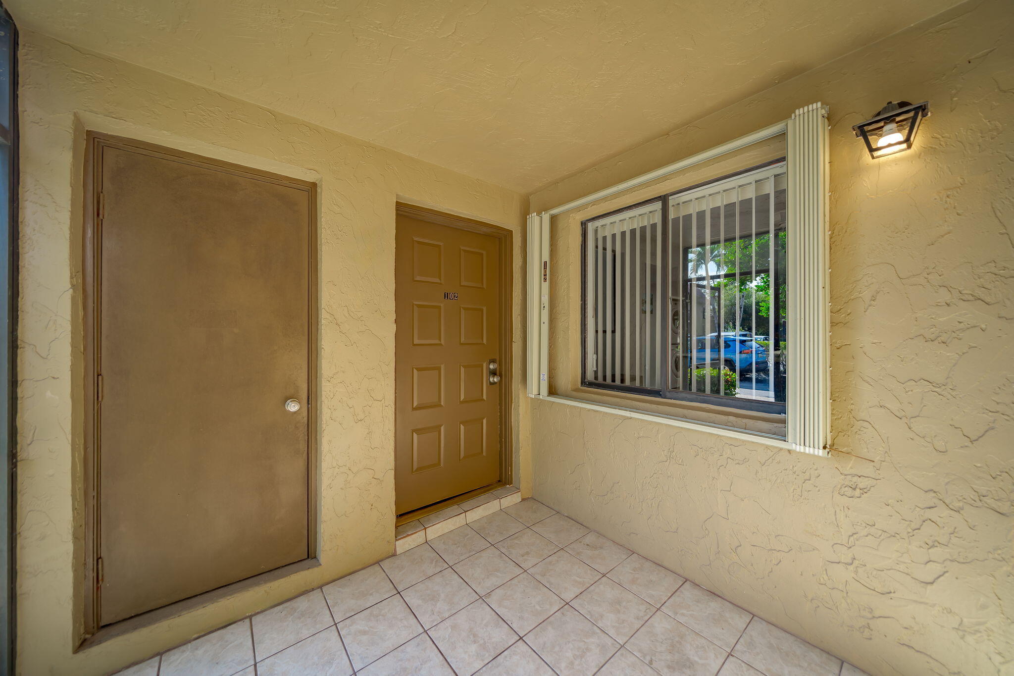 310 Lakeview Drive Unit: 102